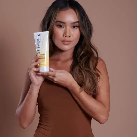 St. Moriz Daily Moisturizing Self Tanner - 6.76 fl oz image {6}