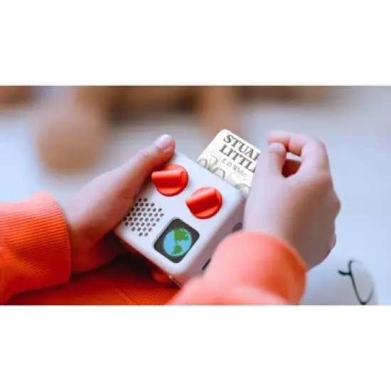 Yoto Stuart Little Audio Card image {1}