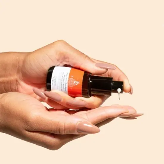 Beauty by Earth Hyperactive Anti-Aging Vitamin C Serum image {2}