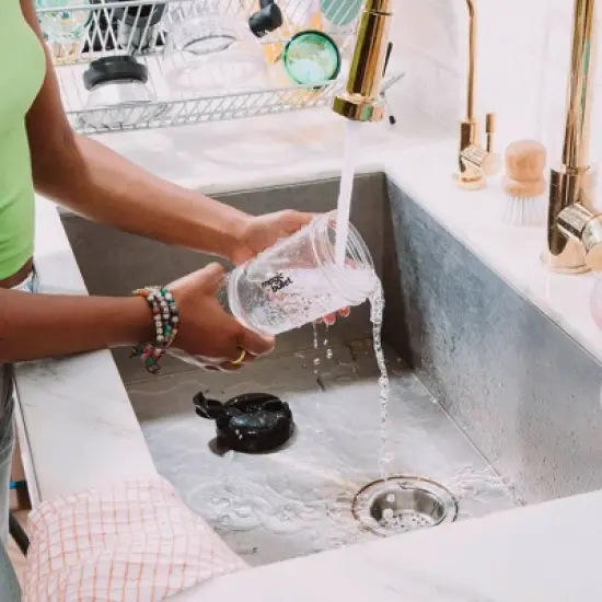 Magic Bullet Mini Juicer with 16 oz Juice Cup image {4}