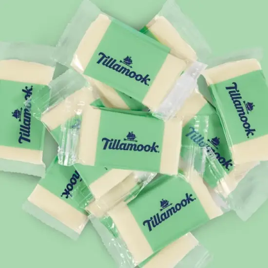 Tillamook Whole Milk Mozzarella Cheese Snack Portion - 7.5oz/10ct image {1}