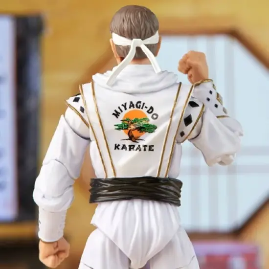 Power Rangers Lightning Collection Mighty Morphin X Cobra Kai Daniel LaRusso Morphed White Crane Ranger Action Figure (Target Exclusive) image {3}