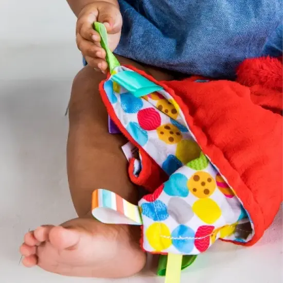 Bright&nbsp;Starts&nbsp;Snuggles with Elmo&nbsp;Baby's First Soothing Blanket image {7}