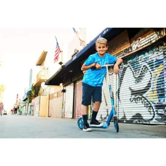 Razor&reg; A5 Lux Scooter image {5}