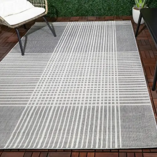 6' x 9' Plaid Outdoor Rug Gray - Project 62&trade; image {1}