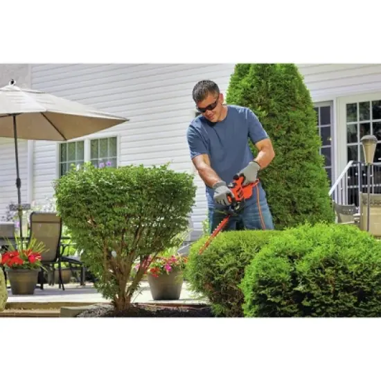 Black & Decker 17" Electric Hedge Trimmer image {2}