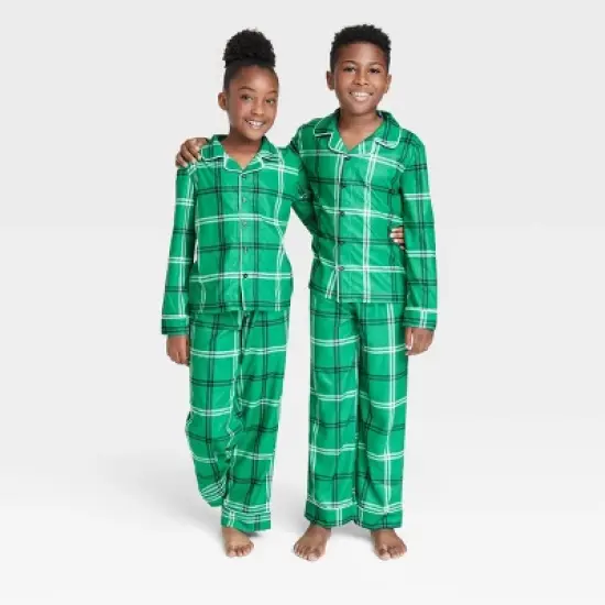 Kids' Plaid Matching Family Pajama Set - Wondershop&trade; Green image {5}