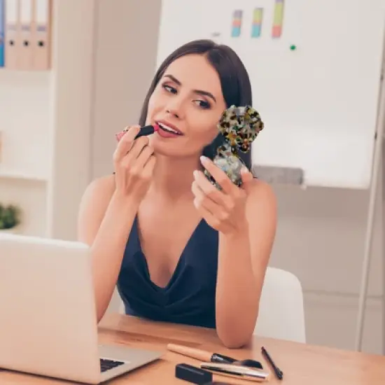 Unique Bargains Durable Cartoon Shaped Makeup Mirror 1 Pc image {2}