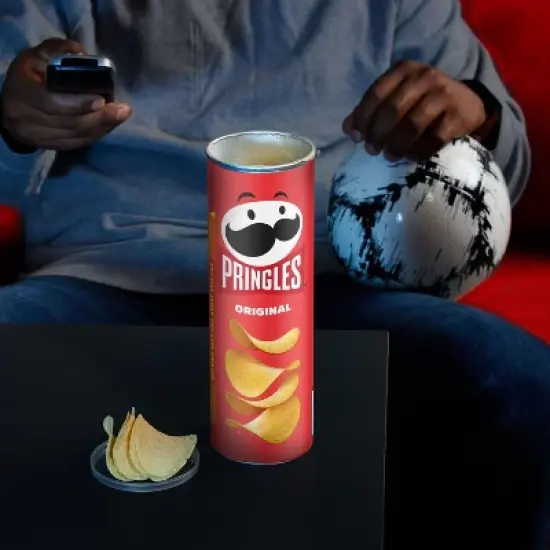 Pringles Original Flavored Potato Crisps Chips - 5.2oz image {1}