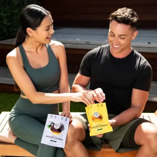 Beekeepers Naturals Propolis Soothing Lozenges - Elderberry - 14ct image {2}