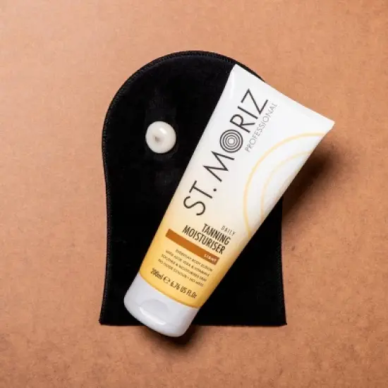 St. Moriz Daily Moisturizing Self Tanner - 6.76 fl oz image {3}