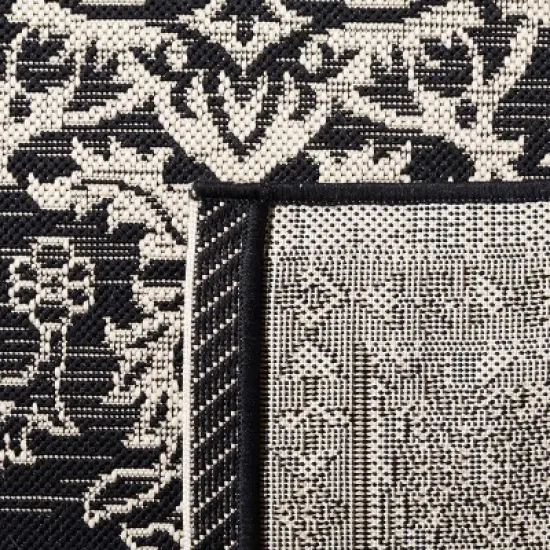 Courtyard CY8679 Power Loomed Indoor/Outdoor Area Rug  - Safavieh image {4}