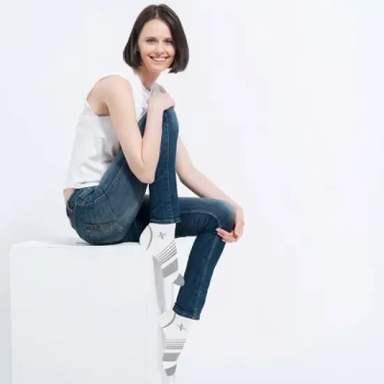 Extreme Fit Compression Socks - Ankle High for Running, Athletics, Travel - 6 Pair image {2}