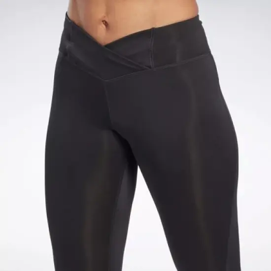 Reebok Workout Ready Basic Capri Tights Womens Athletic Pants image {4}