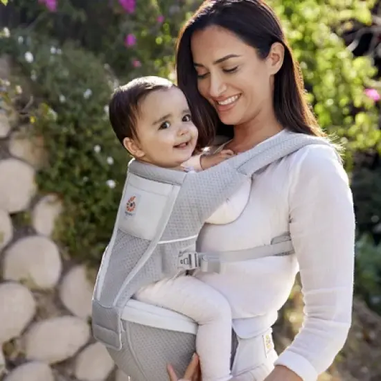 Ergobaby Alta 2-in-1 All Carry Positions Baby Carrier and Hip Seat image {6}
