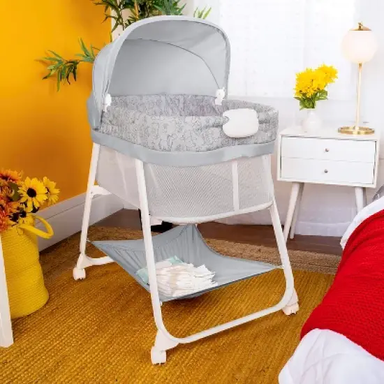 Bright Starts Disney Baby Winnie the Pooh Soothing Baby Bassinet - Slumber Party image {11}