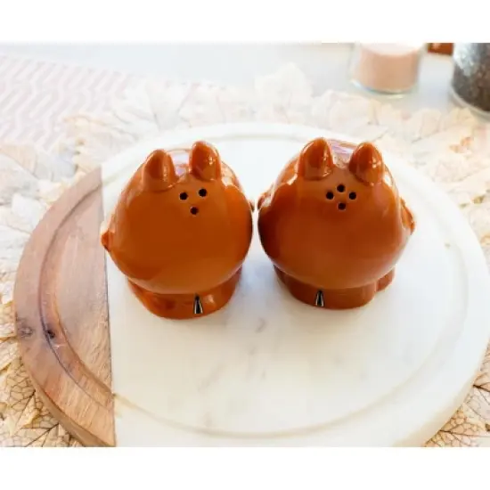 Silver Buffalo Disney Chip 'n' Dale Ceramic Salt and Pepper Shaker Set image {4}