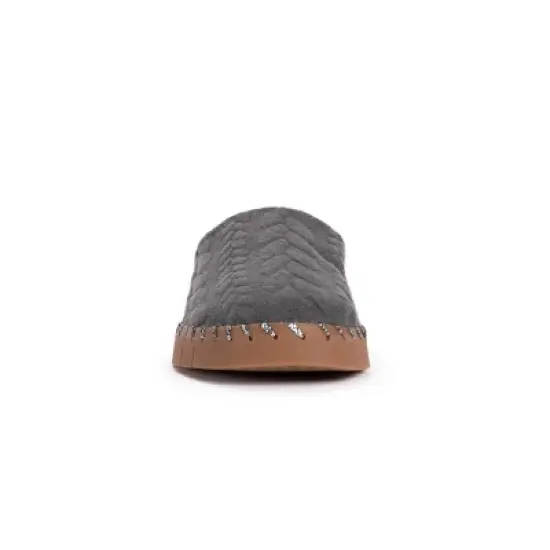 MUK LUKS Women's Flexi Long Island Shoe image {1}