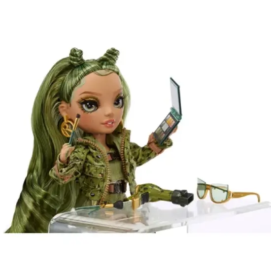 Rainbow High Olivia - Camo Green Fashion Doll image {3}