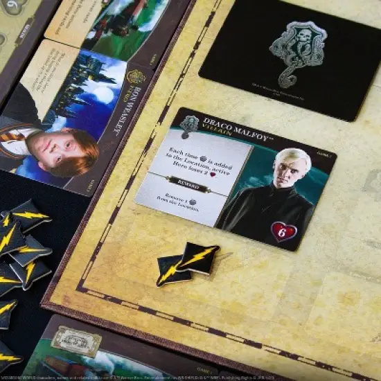 Harry Potter Hogwarts Battle Deckbuilding Game image {11}
