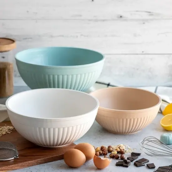 Nordic Ware 3- Piece Prep & Serve Mixing Bowl Set image {3}