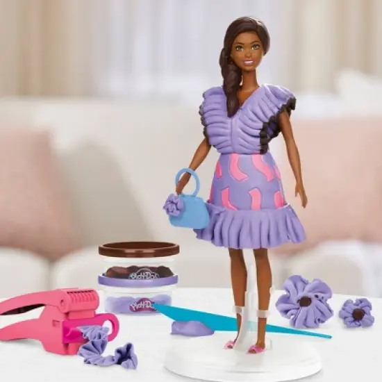 Play-Doh Barbie Fashionista Ruffles Designer Doll Set image {5}