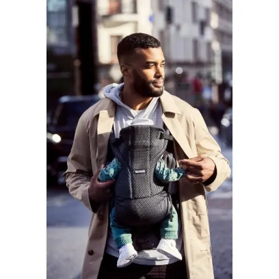 BabyBjorn Baby Carrier Free in 3D Mesh image {2}