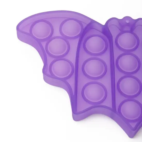 Shaped Poppers Bat - Bullseye's Playground&trade; image {2}