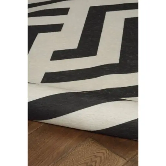 Jasile Washable Outdoor Rug Ivory/Black - Linon image {4}