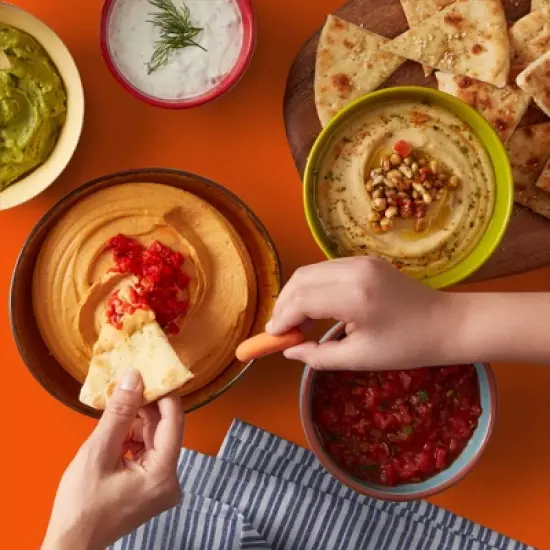 Sabra Roasted Garlic Hummus - 10oz image {4}