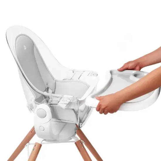 Munchkin Cloud Baby High Chair with 360&deg; Swivel - Clear image {7}