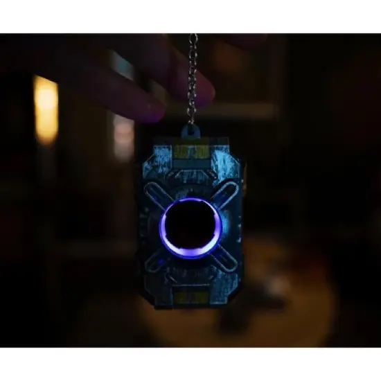 Ukonic HALO Light-Up Cortana Chip Replica Pendant Keychain image {1}