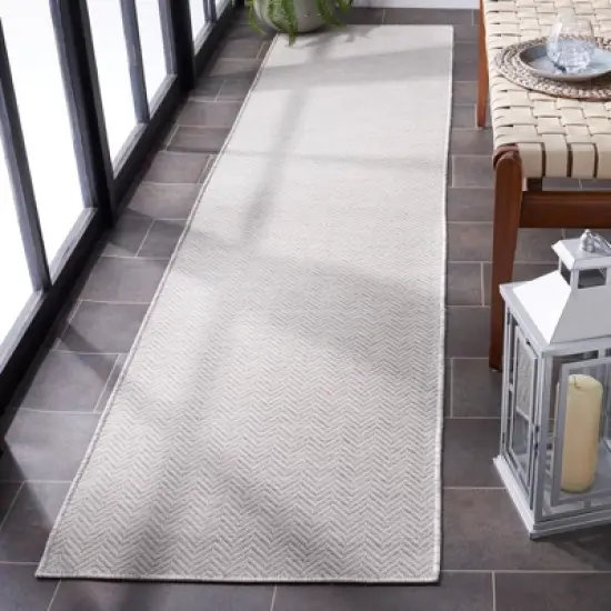 Hampton HTN233 Power Loomed Indoor/Outdoor Area Rug  - Safavieh image {2}