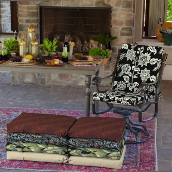 ARDEN Outdoor Dining Chair Cushion 20 x 20 image {3}