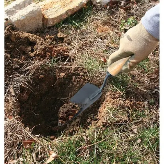 2 Piece Hand Tool Wood Handle Trowel and Cultivator Kit - Ames image {3}