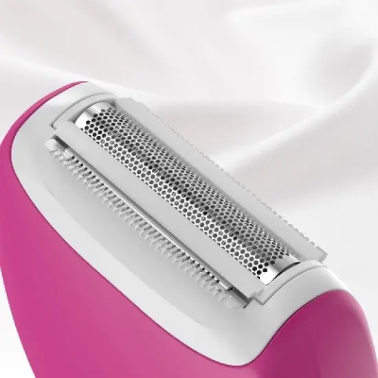 Remington Compact Women's Travel Electric Shaver WSF4810D - Trial Size image {1}