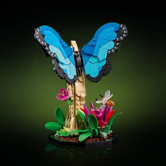 LEGO Ideas The Insect Collection Building Set and Nature D&eacute;cor 21342 image {2}