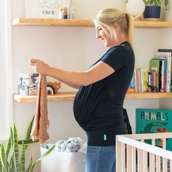 Moby Bump & Beyond T-Shirt Wrap Baby Carrier - Black - S image {8}