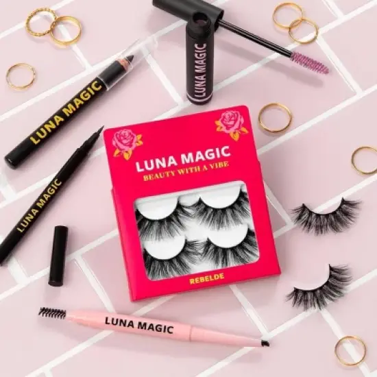 LUNA MAGIC Jumbo Eye Pencil - Black - 0.3oz image {4}