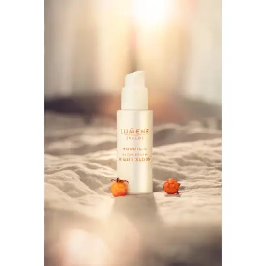 Lumene Valo Glow Renew Night Serum with Vitamin C - 1 fl oz image {4}