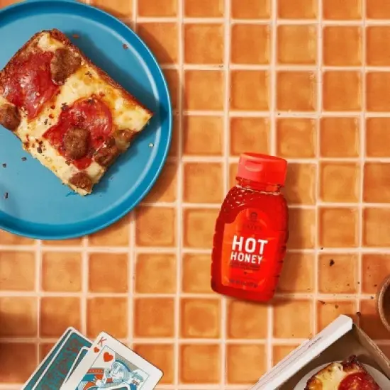 Nature Nate's Hot Honey with Chili Pepper - 8oz image {2}