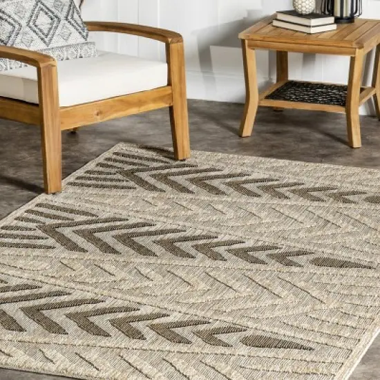 nuLOOM Oliva Modern Diamond Indoor/Outdoor Patio Area Rug image {8}