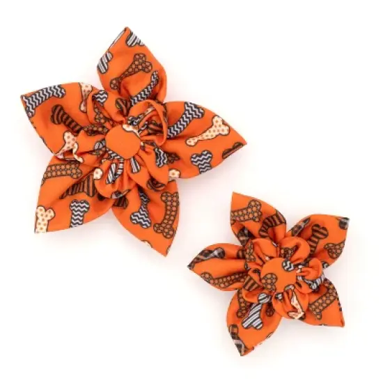 The Worthy Dog Halloween Bones Flower - Adjustable Pet Collar Accessory image {3}