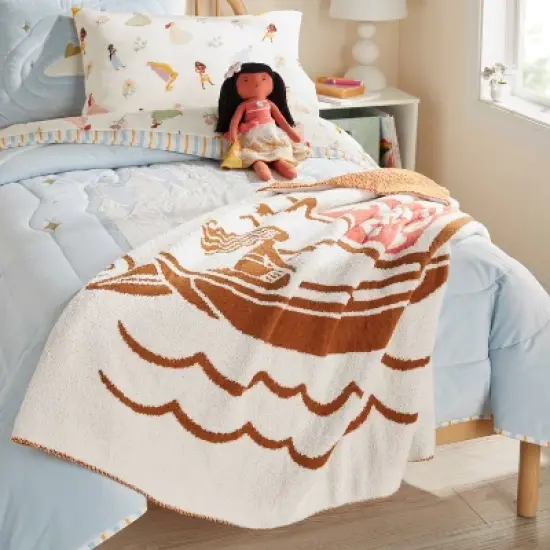 Princess Moana 'How Far I'll Go' Kids' Throw Blanket - The Disney Collection by Pillowfort&trade; image {1}