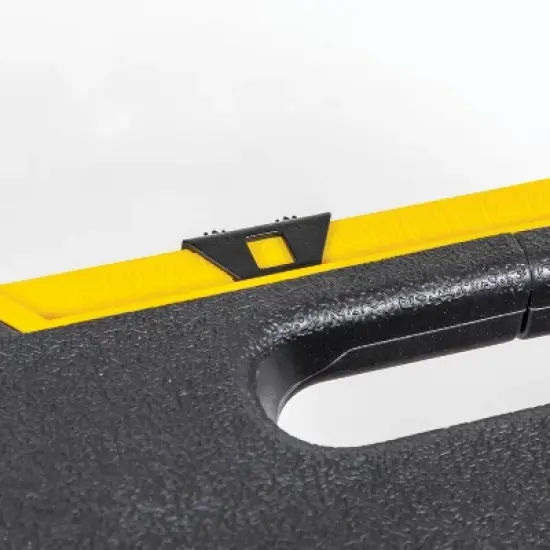 Beyond Outdoors 23.5"x18" Blow Molded BBT Toss Game Set image {1}