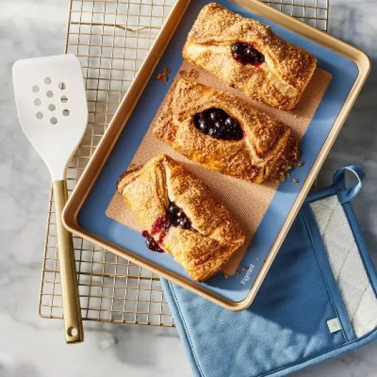 Stainless Steel and Nylon Slotted Turner - Figmint&trade; image {1}