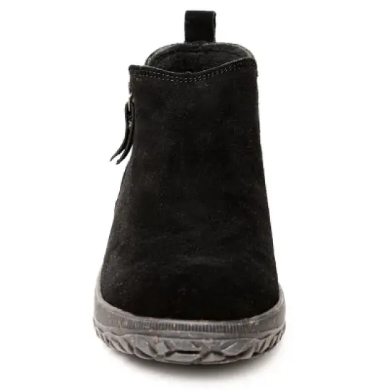 Minnetonka Women's North Zip Boots image {1}