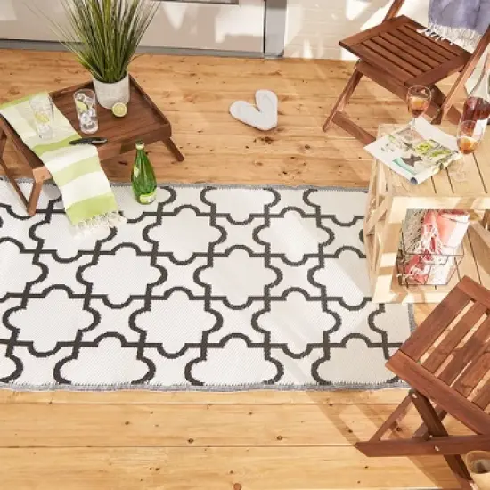 DII Design Imports Indoor Outdoor 3 x 6 Ft Reversible Lattice Woven Rectangular Runner Rug for Decks, Patios, Living Rooms, & Kitchens, Black & White image {4}