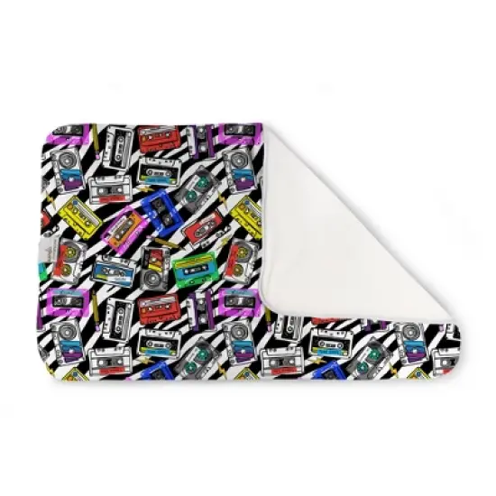 Kanga Care Reusable Absorbent & Waterproof Changing Pad 24" x 15" image {25}