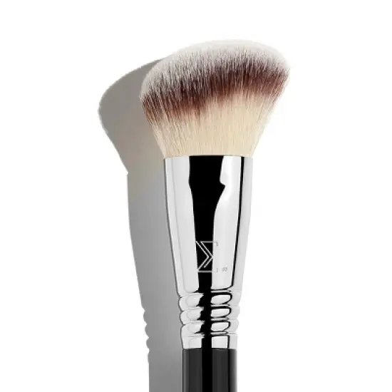Sigma Beauty F43 Soft Angled Cheek Brush image {6}